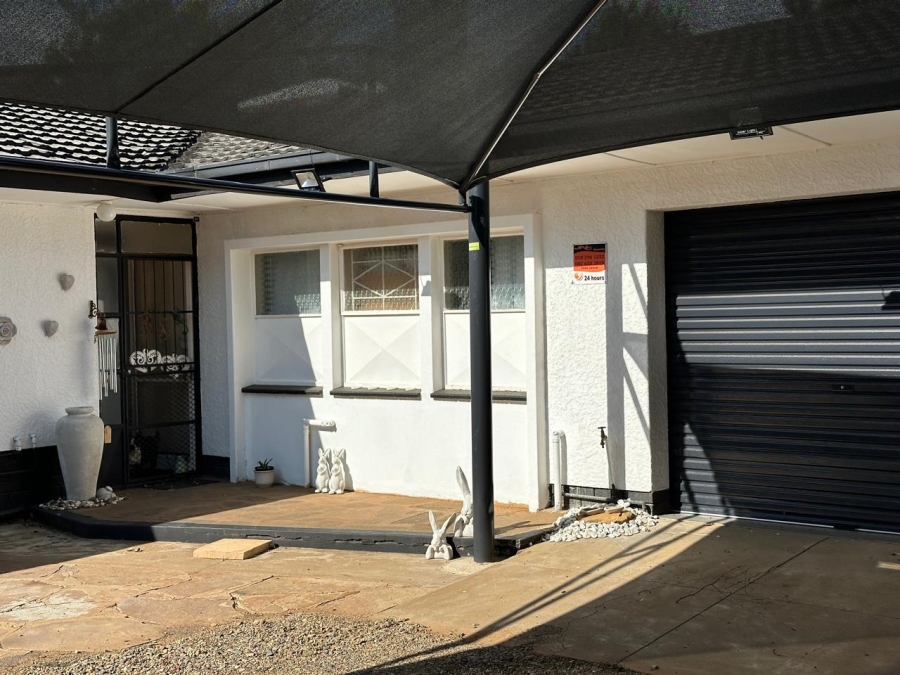 3 Bedroom Property for Sale in Wolmaransstad North West